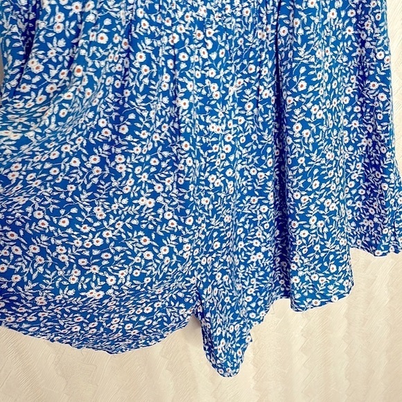 ❤️ SHEIN Summertime Plus Ditsy Floral Print Knot Front Peekaboo Cami Romper 1XL - Picture 5 of 6